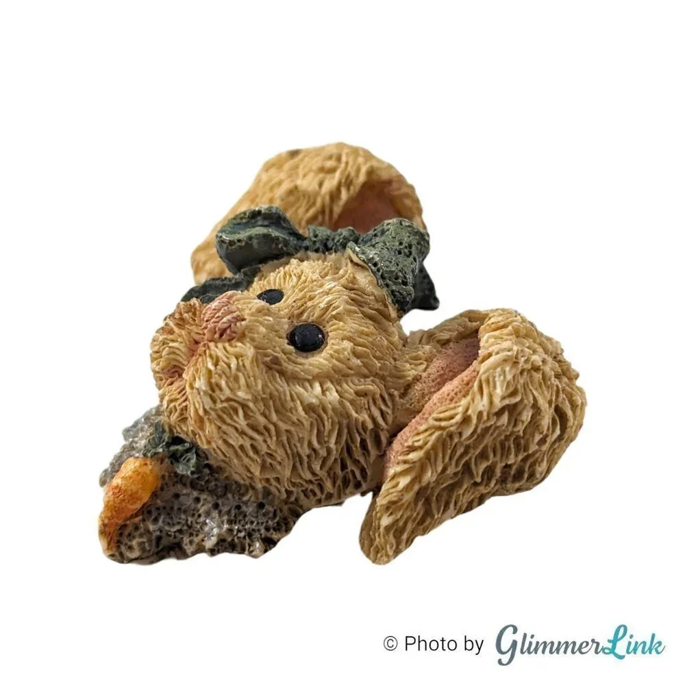 Vintage Amelia Bunny Rabbit Hare Boyds Bearwear & Friends Resin Brooch